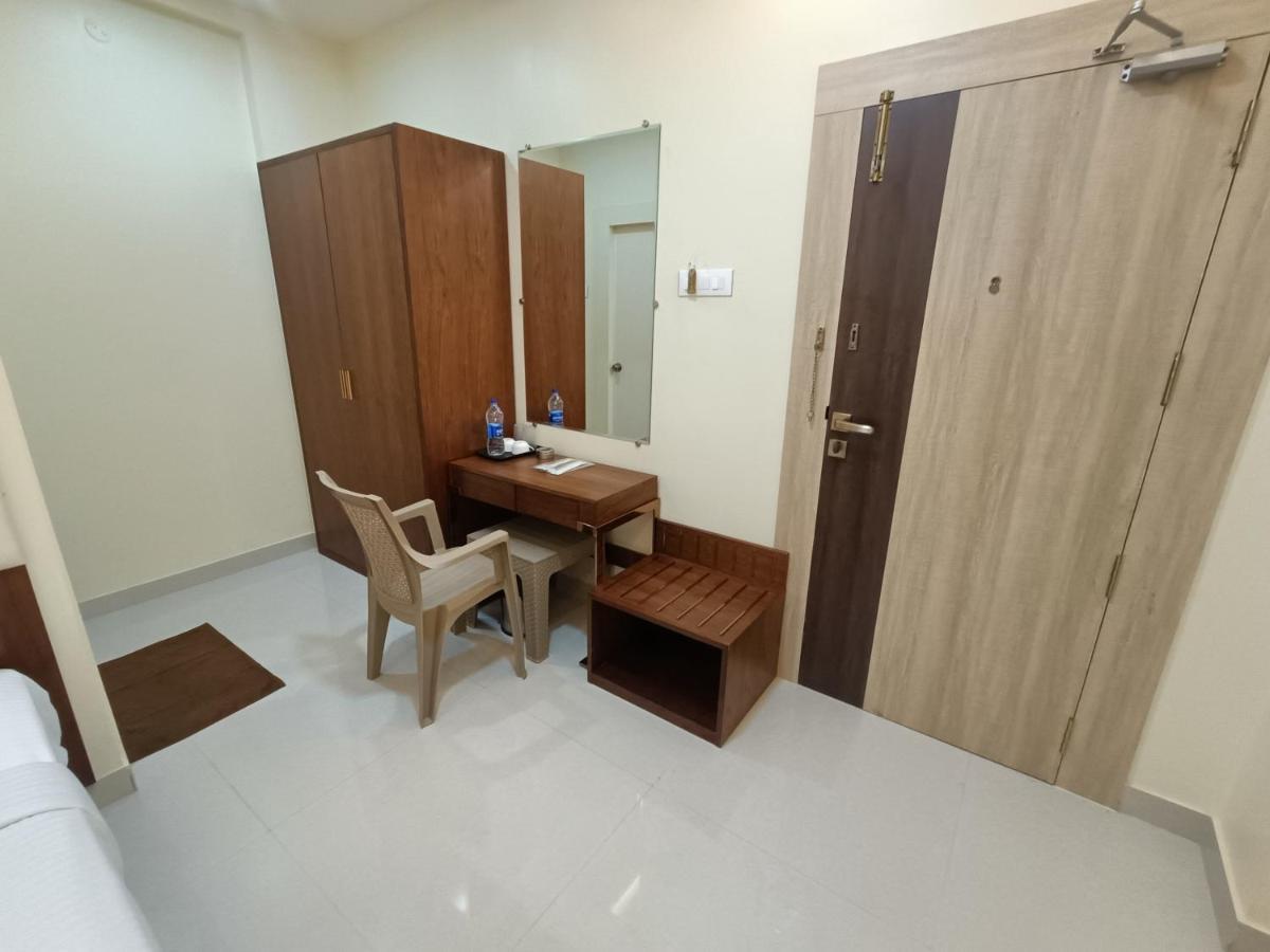 Sri Aswin Grand Hotel Nāmakkal Kültér fotó