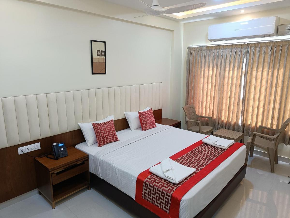 Sri Aswin Grand Hotel Nāmakkal Kültér fotó
